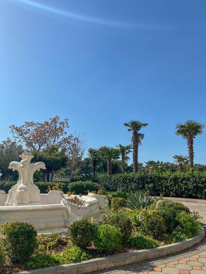 Hotel Miramare Vodice Exterior photo