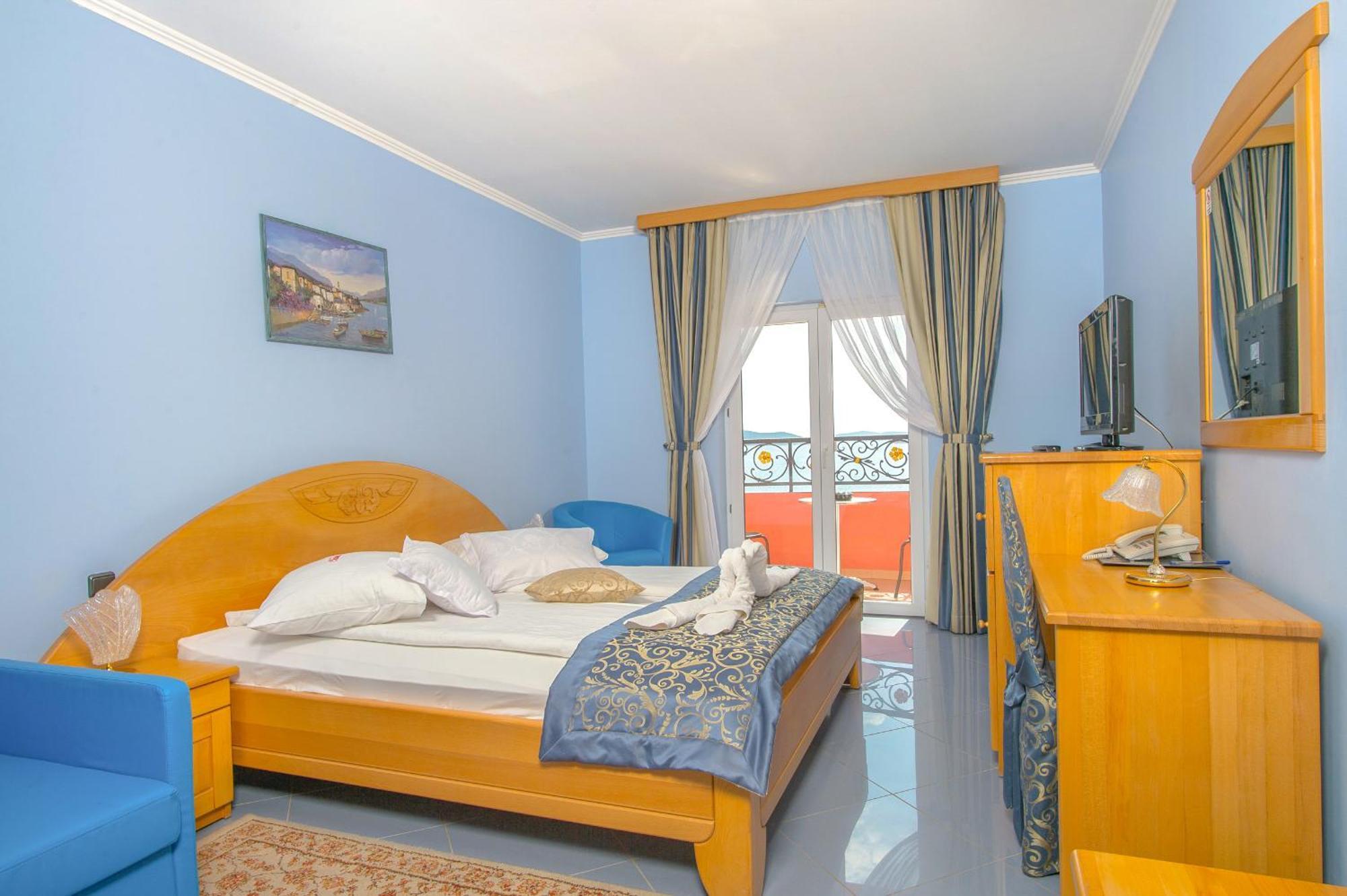 Hotel Miramare Vodice Exterior photo