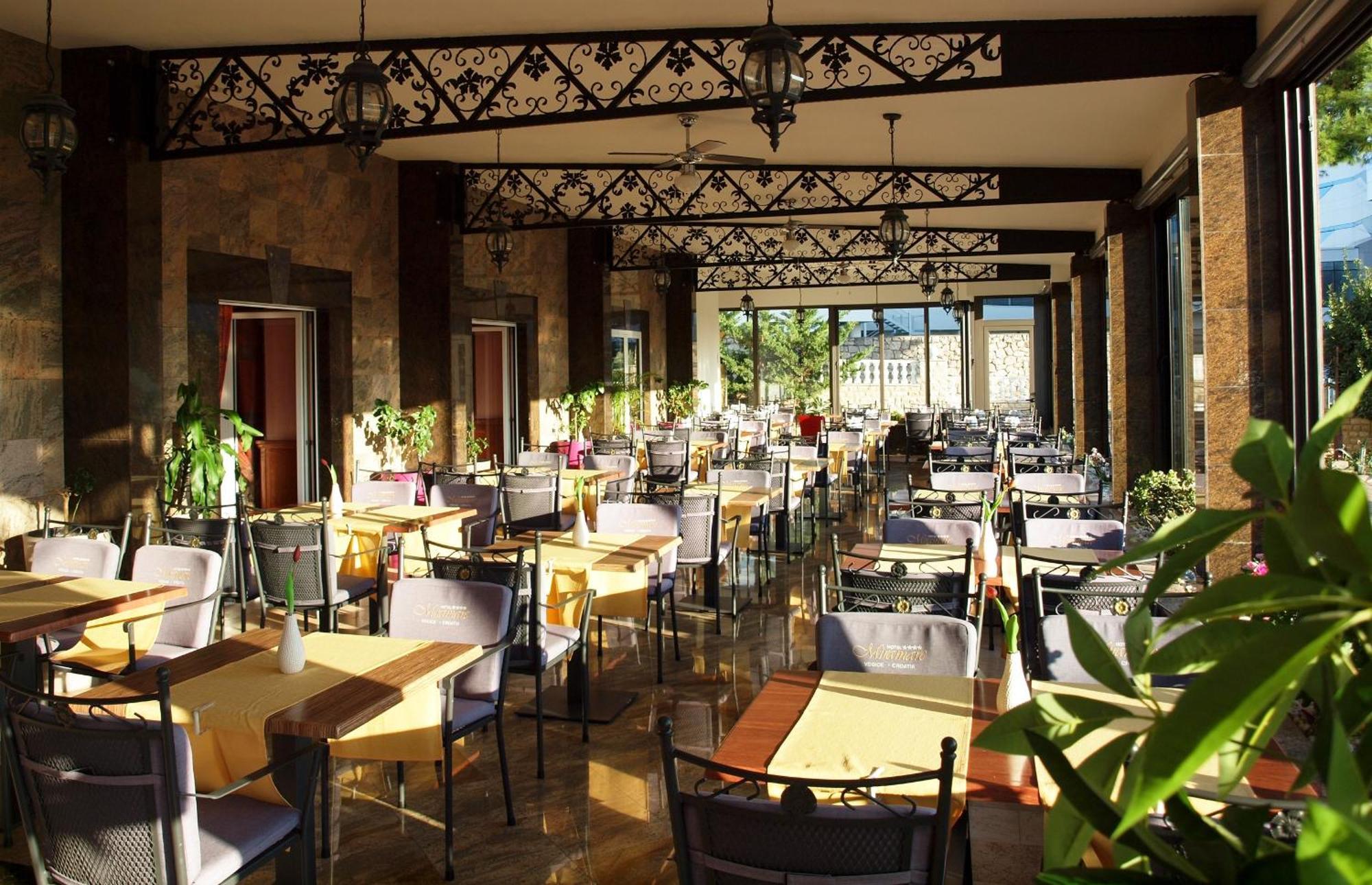 Hotel Miramare Vodice Exterior photo